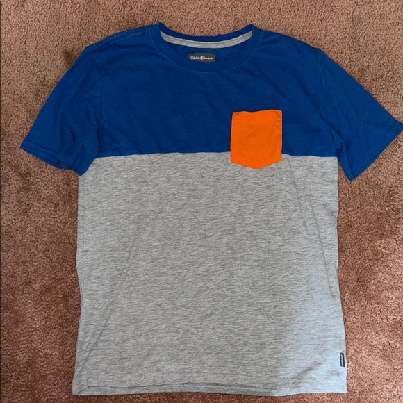 Eddie Bauer Two-Tone Tee with Vibrant Pocket - Picture 1 of 3